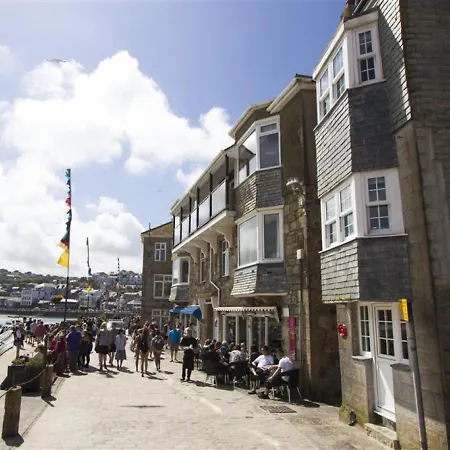 The Little House The Wharf * St Ives (Cornwall)