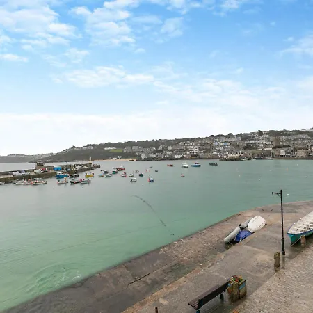 The Little House The Wharf * St Ives (Cornwall)